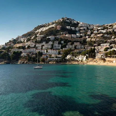 With Scenic View Διαμέρισμα Ρόζες