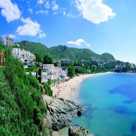 With Scenic View Ρόζες