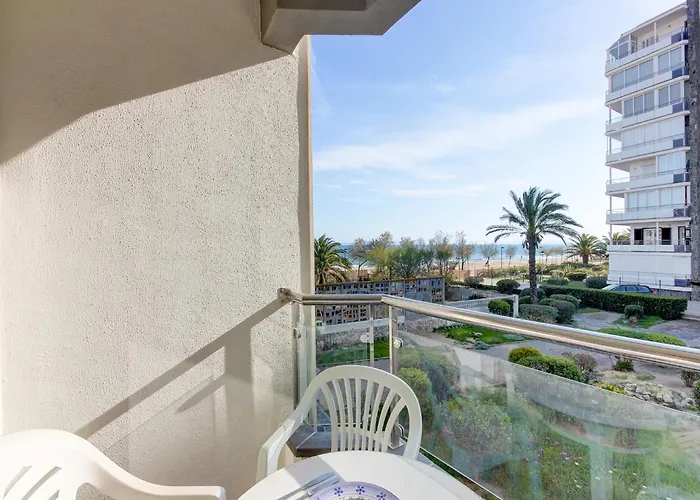In On The Beachfront Apartment